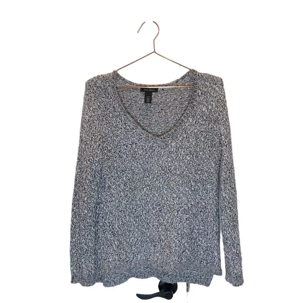 White House Black Market knit gray and white Sweater size small
